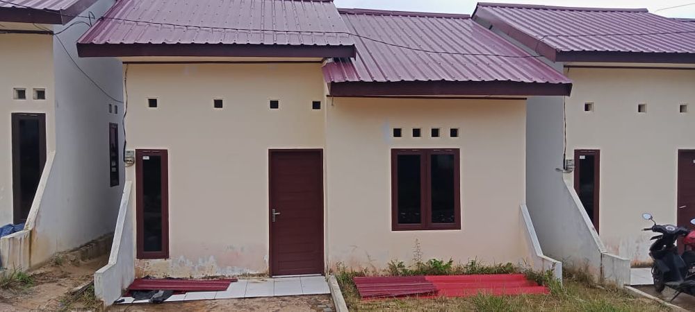 foto tampak rumah tipe 36/84 perumahan PERUMAHAN PURI KARANG JOANG