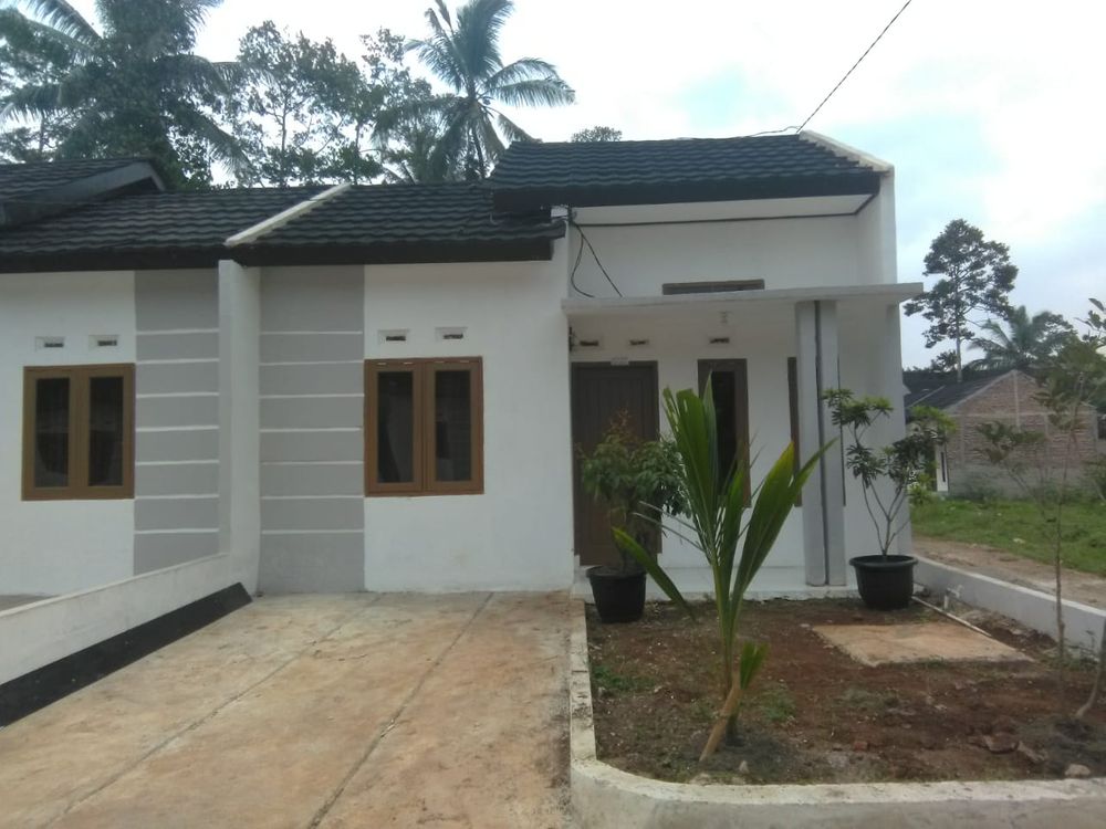 foto tampak rumah tipe A perumahan GREEN VALLEY 1