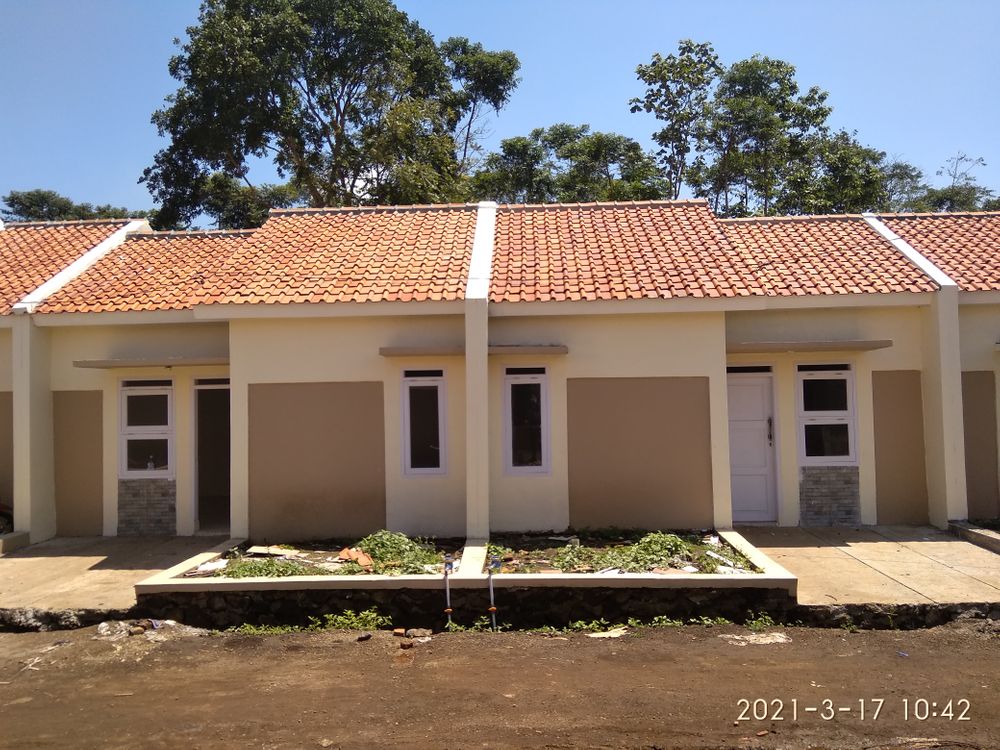 foto tampak rumah tipe Subsidi perumahan Griya Permata Kopkarin Tahap II