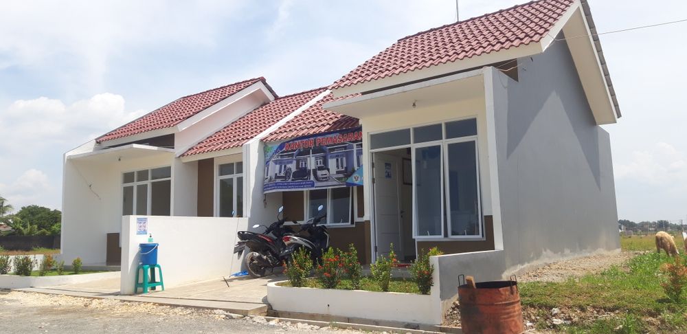 foto tampak rumah tipe 36/60 perumahan Griya Pratama Residence