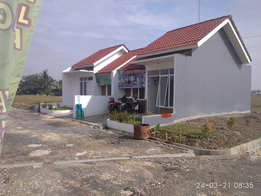 foto tampak rumah tipe 36/60 perumahan Griya Pratama Residence