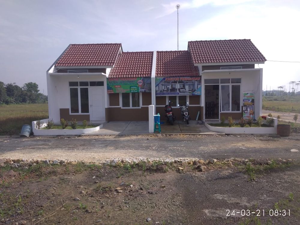 foto tampak rumah tipe 36/60 perumahan Griya Pratama Residence