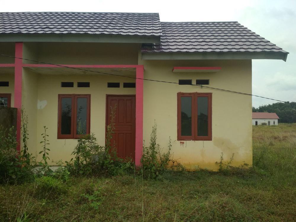 foto tampak rumah tipe 36 subsidi perumahan Royyan Mulya Tanjung Barangan
