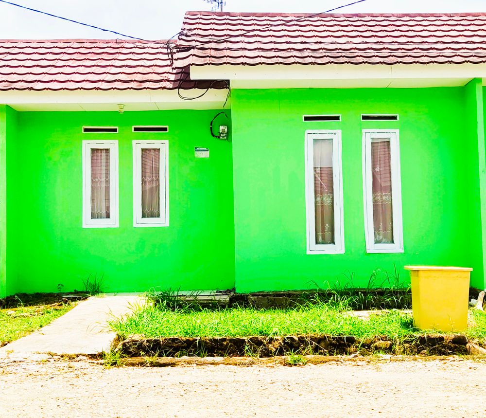 foto tampak rumah tipe 22/60 perumahan kota kahuripan purwakarta