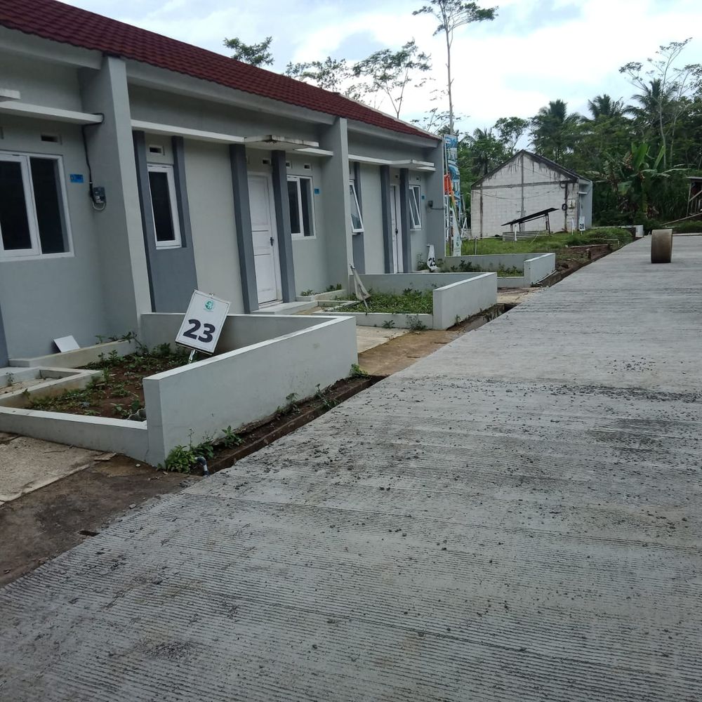 foto tampak rumah tipe YASA perumahan GRIYA YASA MULIA