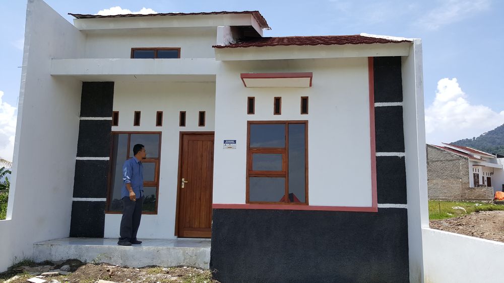 foto tampak rumah tipe 36 perumahan Citra manggala estate