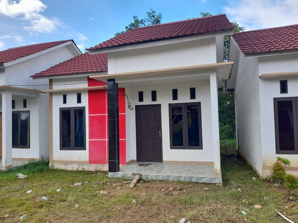 foto tampak rumah tipe 36 perumahan ISTANA AMBAWANG