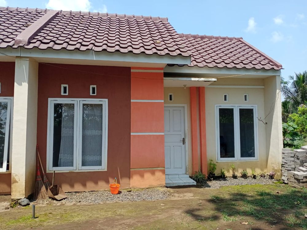 foto tampak rumah tipe 23/60 perumahan Bakalan Regency