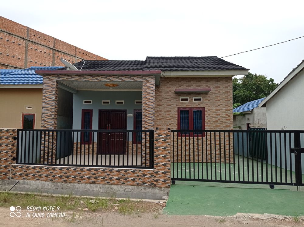 foto tampak rumah tipe 70 perumahan GRIYA MULYA PERMAI