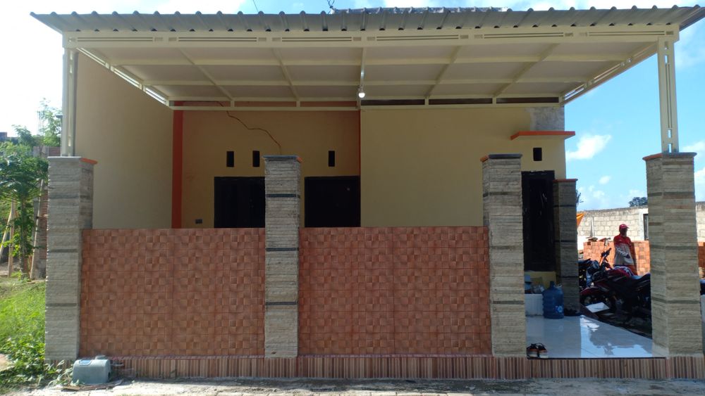 foto tampak rumah tipe 36 perumahan Puri Rogojampi