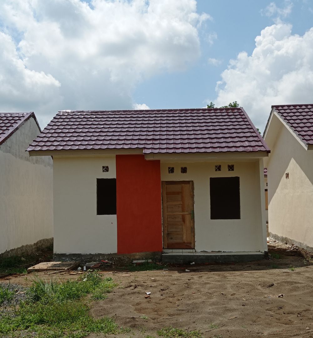 foto tampak rumah tipe 36 / 90 perumahan Swadaya Indah II