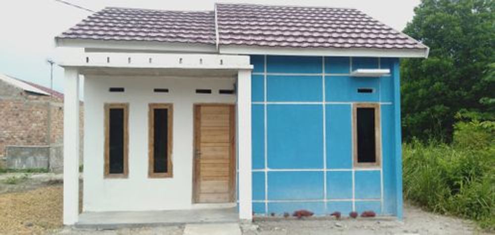 foto tampak rumah tipe 36 perumahan VILLA RATU MAS