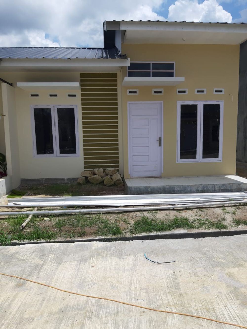 foto tampak rumah tipe 36 perumahan Permata hijau permai III