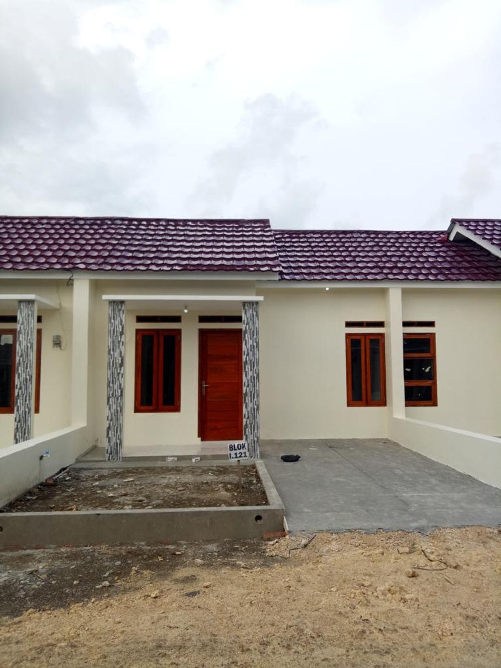 foto tampak rumah tipe 30 perumahan GRAND PARIGI TAHAP 2