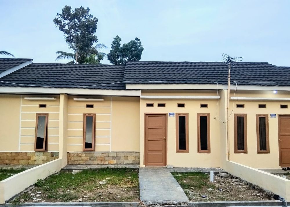 foto tampak rumah tipe 36 perumahan Wijaya Residence Pagelaran