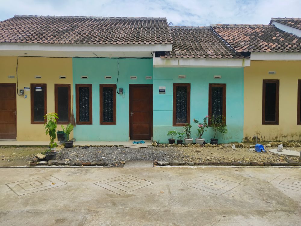 foto tampak rumah tipe 30/60 perumahan PERUMAHAN BANGUN GRAHA METES