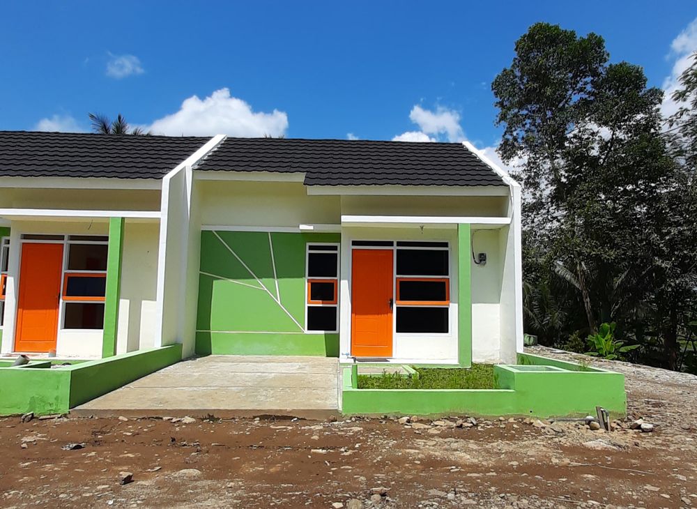 foto tampak rumah tipe 36 perumahan SUTERA SERAYU