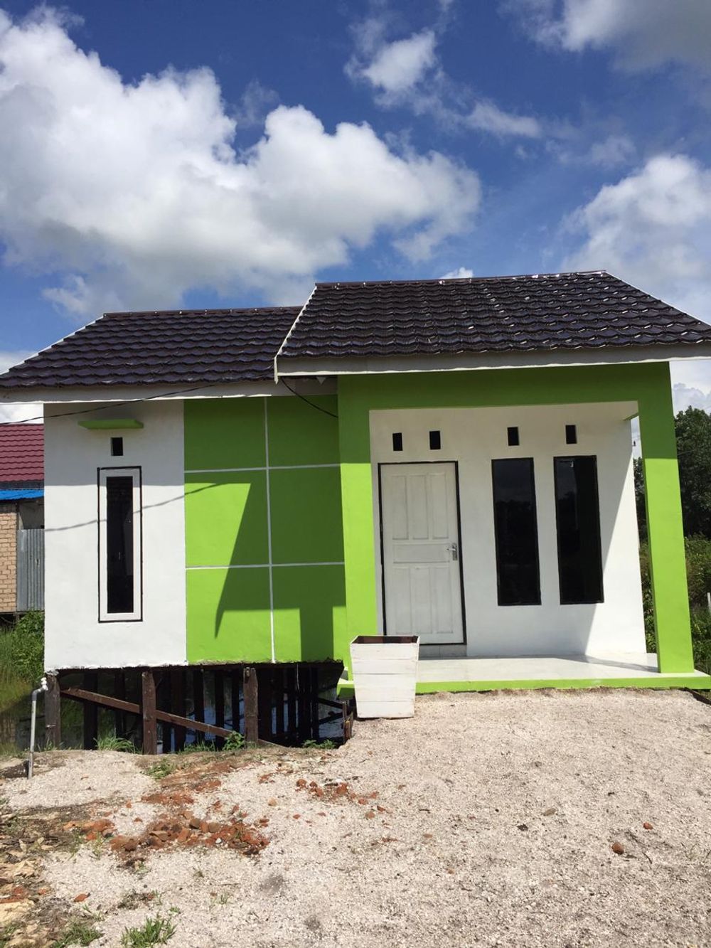 foto tampak rumah tipe Harmony 01 perumahan Harmony Regency