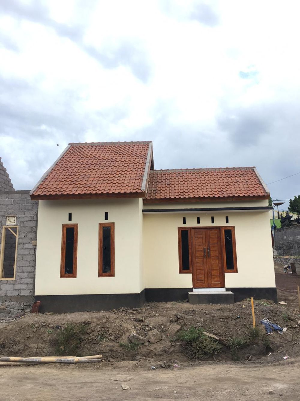 foto tampak rumah tipe 36 perumahan PERUMAHAN KARTINI 99