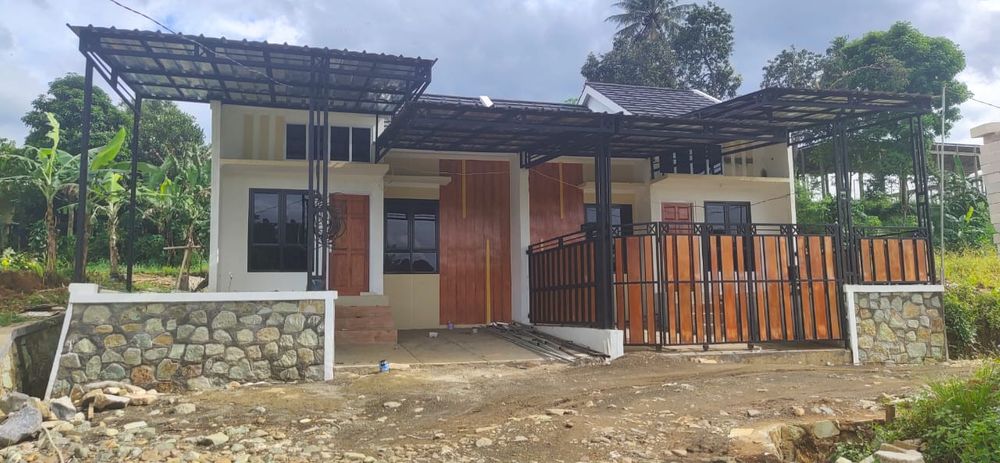 foto tampak rumah tipe 36/72 perumahan CIMANDE RESIDENCE