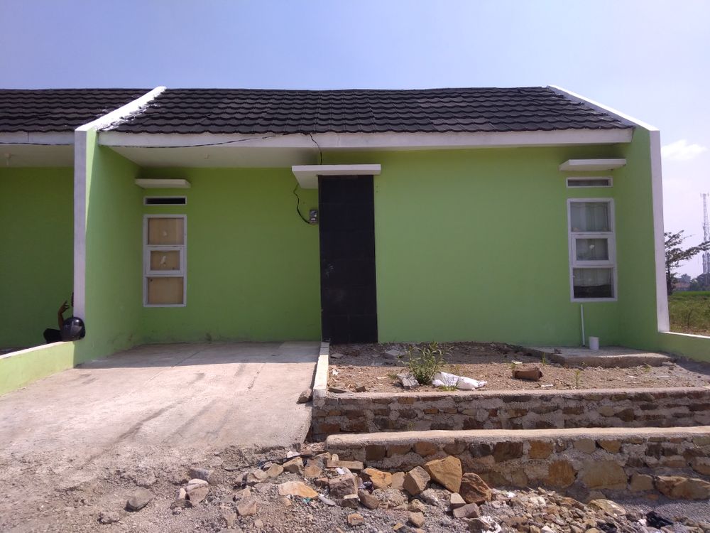 foto tampak rumah tipe 22/60 perumahan BUMI MANGGUNG ASRI