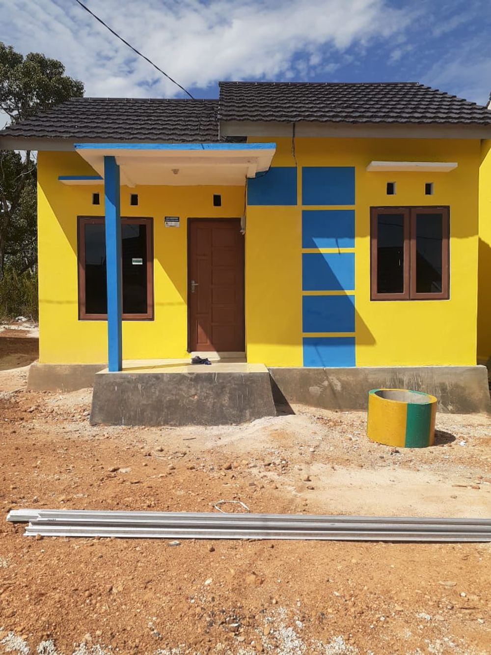 foto tampak rumah tipe 36 perumahan Permata Lorihua Blok III
