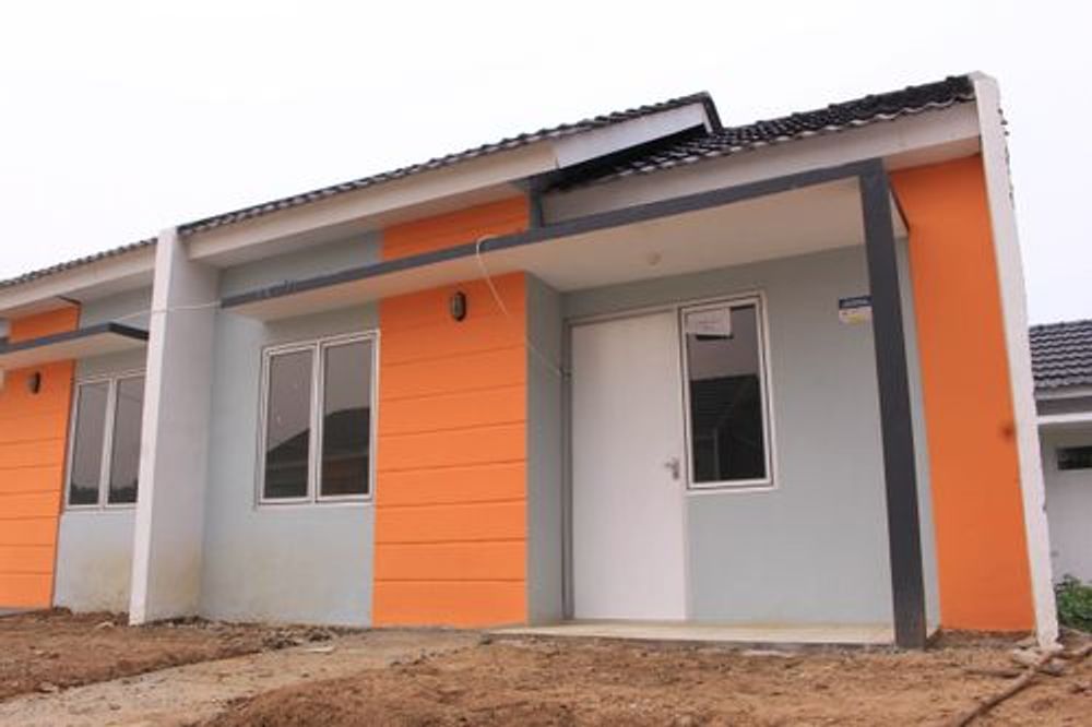 foto tampak rumah tipe DAHLIA perumahan SUKMA INDAH RESIDENCE