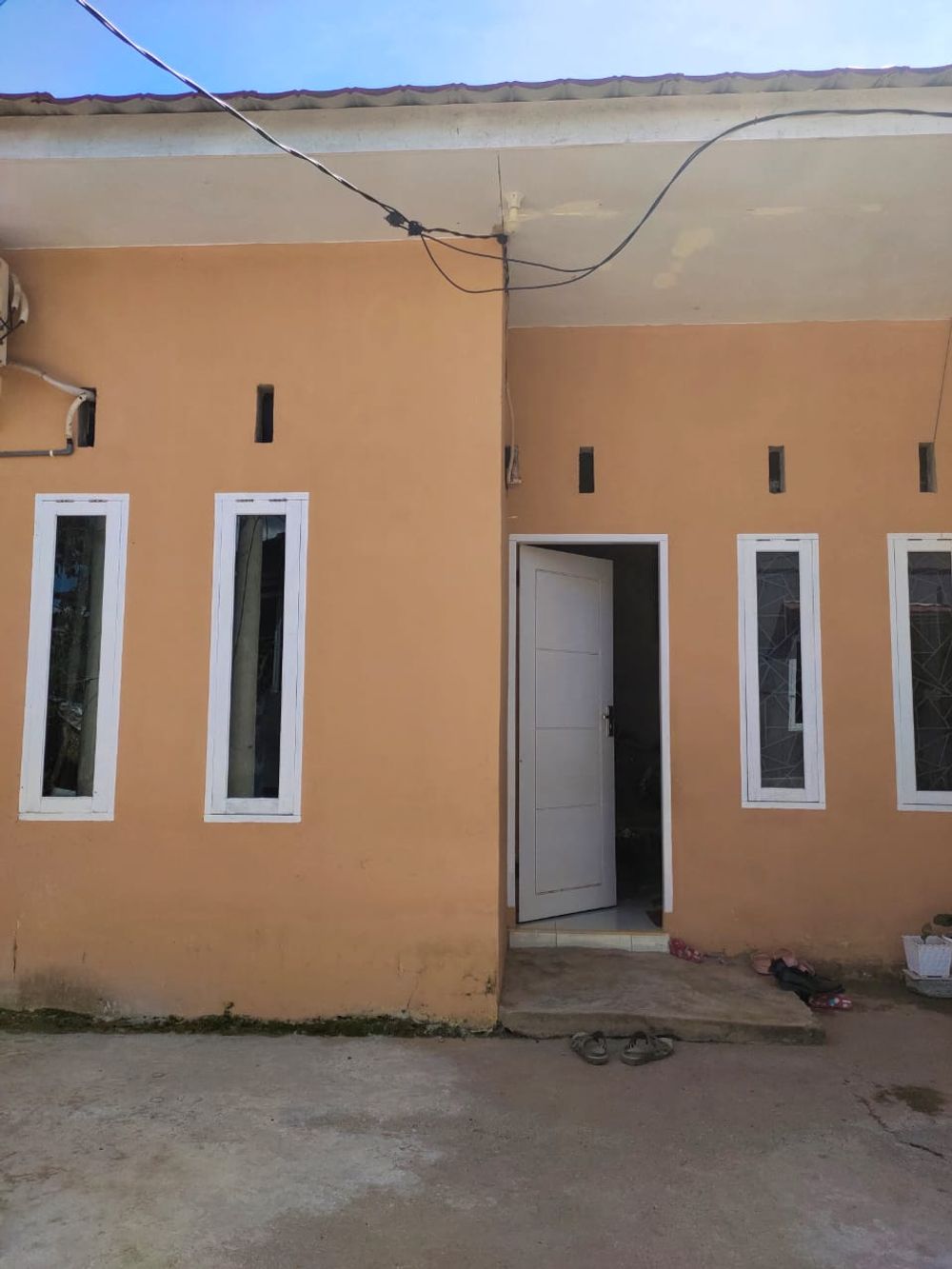 foto tampak rumah tipe 36 perumahan GRIYA NUR DAPALAK