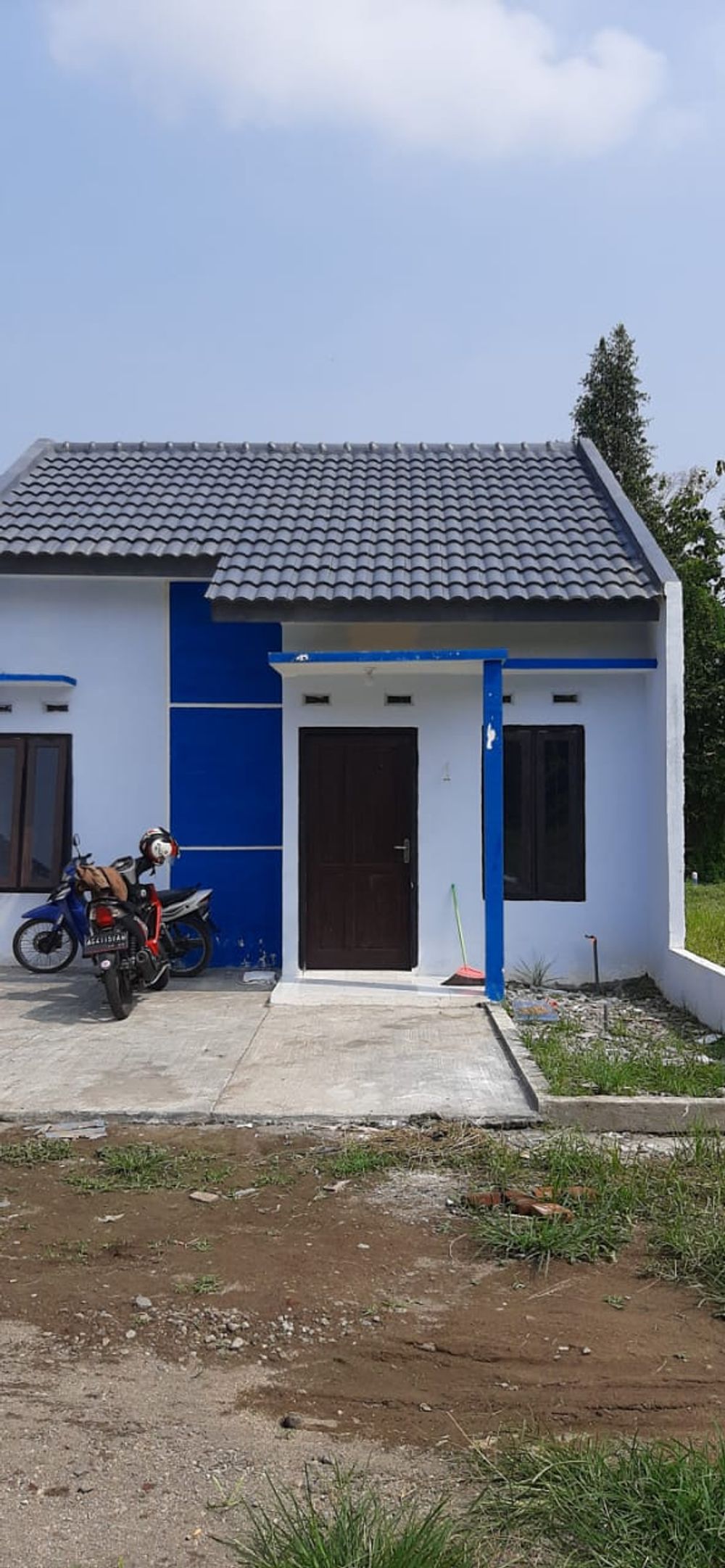 foto tampak rumah tipe 30 perumahan PERUMAHAN GRIYA JOMBANGAN