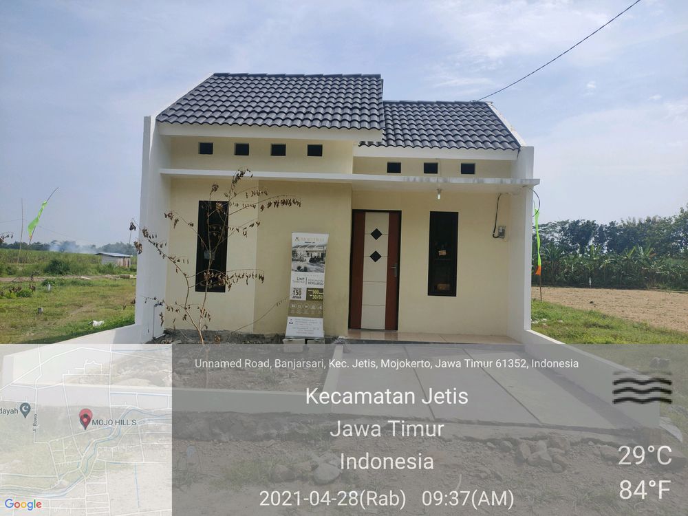 foto tampak rumah tipe 30 perumahan MOJO HILLS