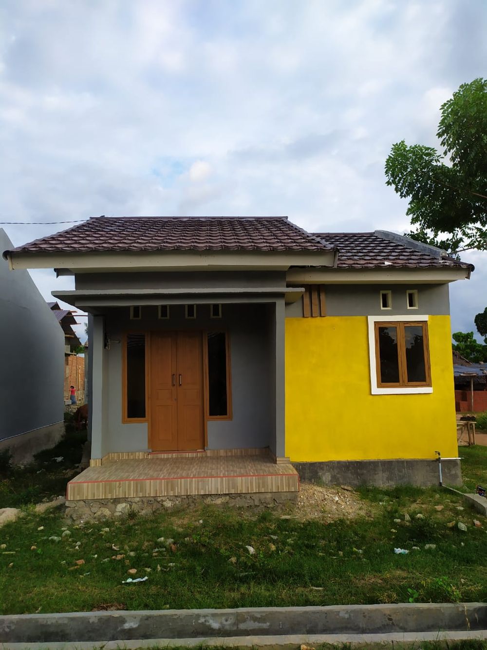 foto tampak rumah tipe 36 perumahan BUMI FARINASA HUTUO II