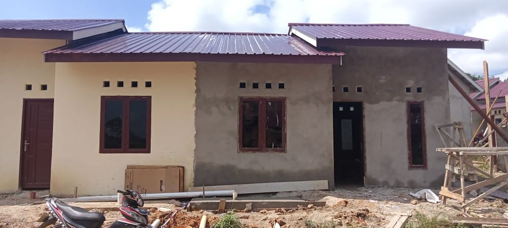 foto tampak rumah tipe 36/84 perumahan PERUMAHAN PURI KARANG JOANG