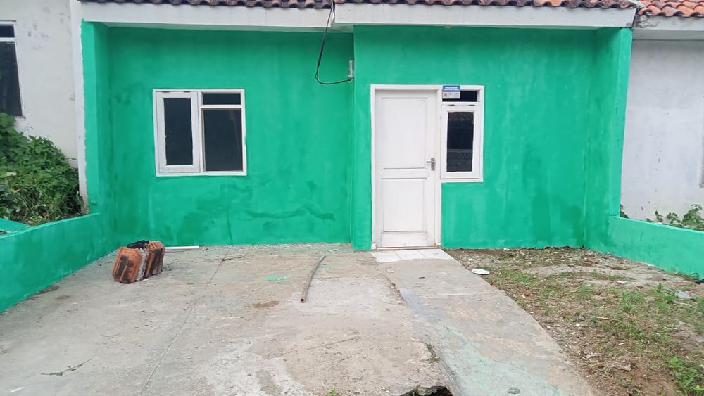 foto tampak rumah tipe 36/72 perumahan Pesona sindang heula