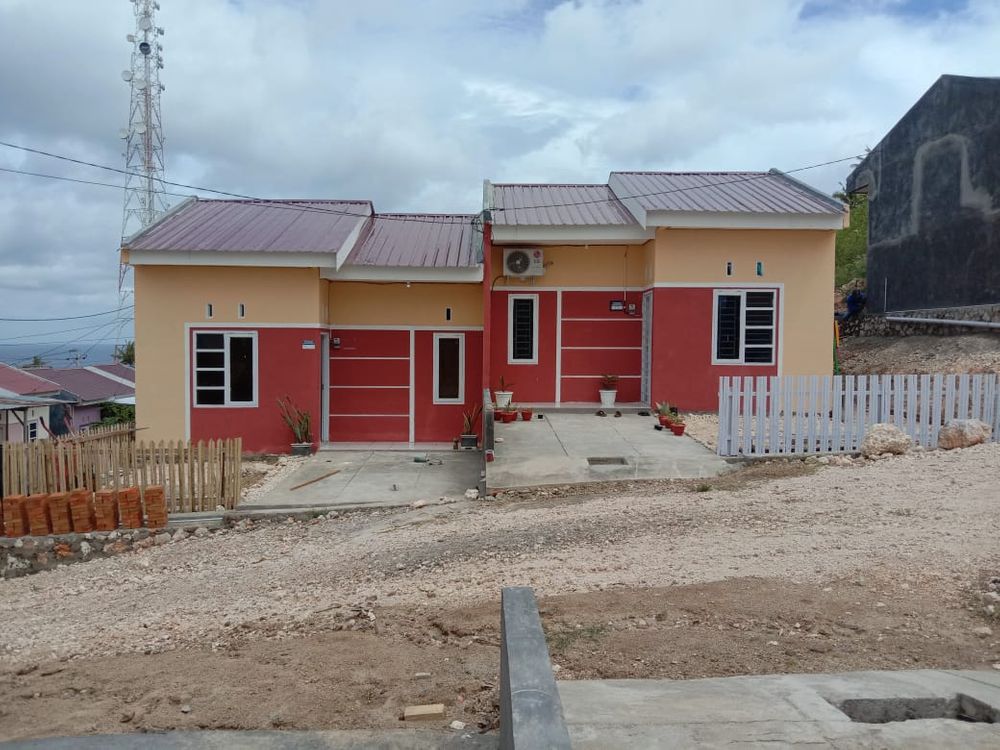foto tampak rumah tipe 36/94M2 perumahan GRIYA PESONA LEMBANG 2