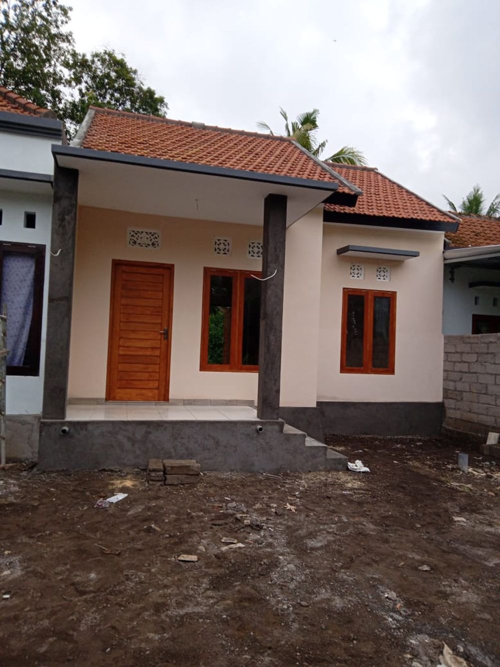 foto tampak rumah tipe 36/75 perumahan Perumahan nesa lestari I