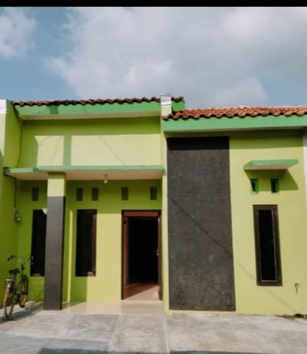 foto tampak rumah tipe rumah 36/72 perumahan Medina Regency