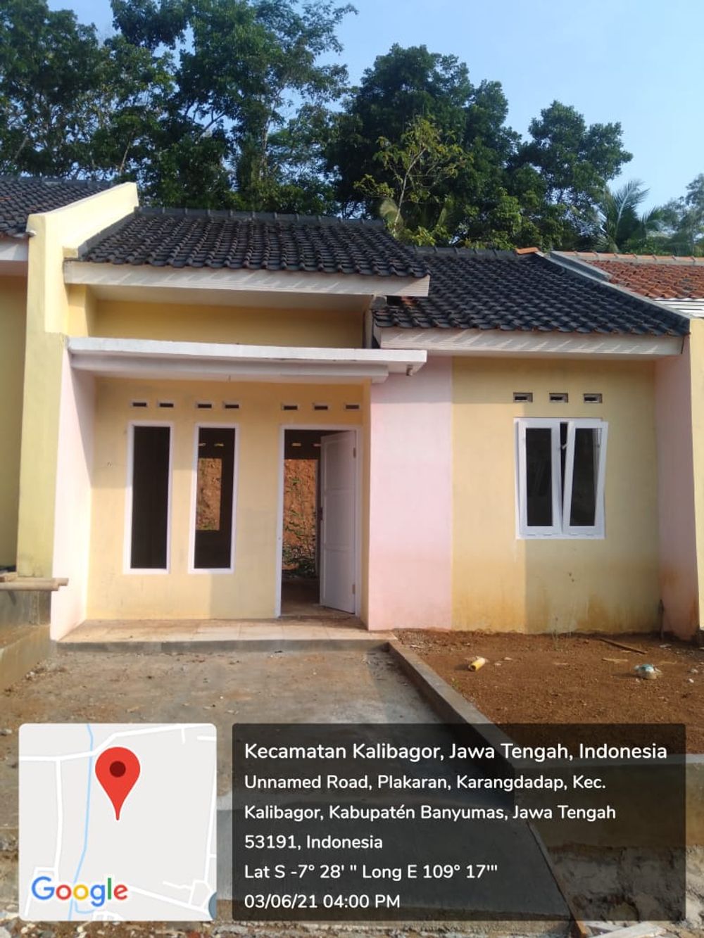 foto tampak rumah tipe BOUGENVILE perumahan GRAND ASA KALIBAGOR