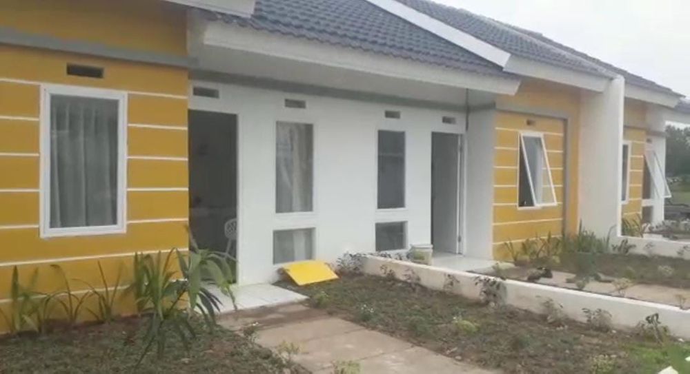 foto tampak rumah tipe Cluster 36/60 perumahan PURI KALIMAYA