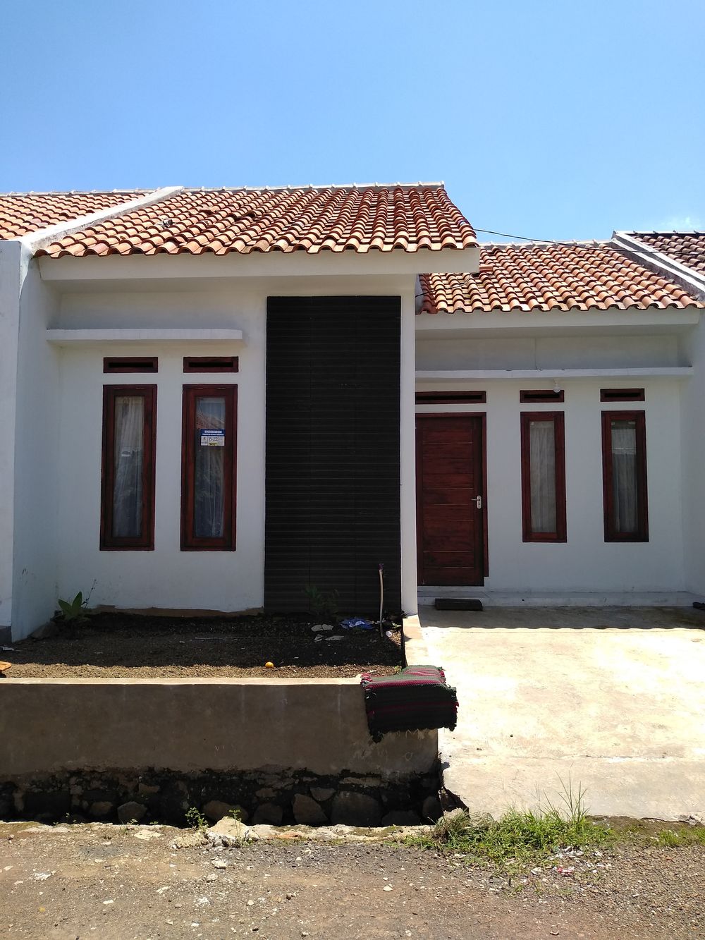 foto tampak rumah tipe 36/72 perumahan GRAND MUTIARA CITRA
