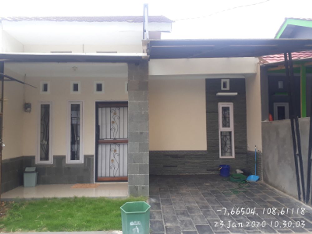 foto tampak rumah tipe 45/69 perumahan Graha Artha Pajaten 2