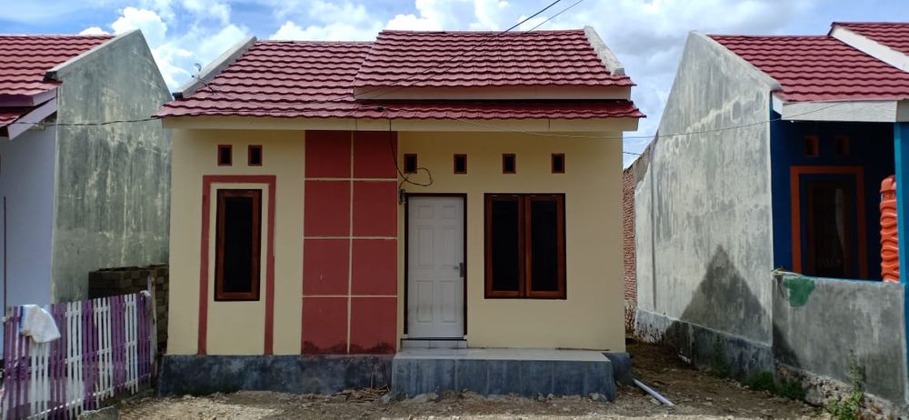 foto tampak rumah tipe 36 perumahan Griya Tinelo Permai