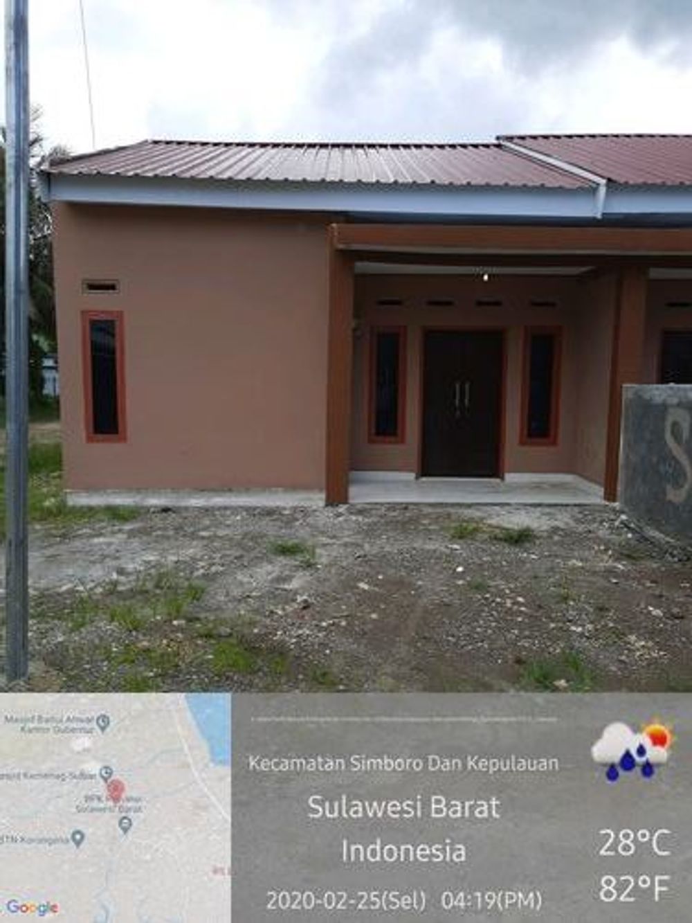 foto tampak rumah tipe 36/78 perumahan PERINTIS MANAKARRA