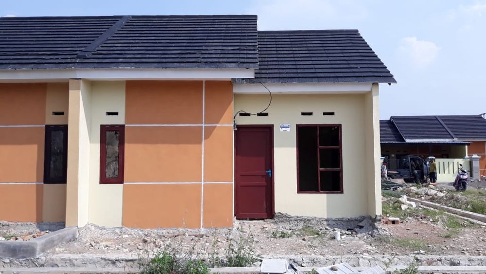 foto tampak rumah tipe 36/72 perumahan GRIYA DAMAI PEJAMBON