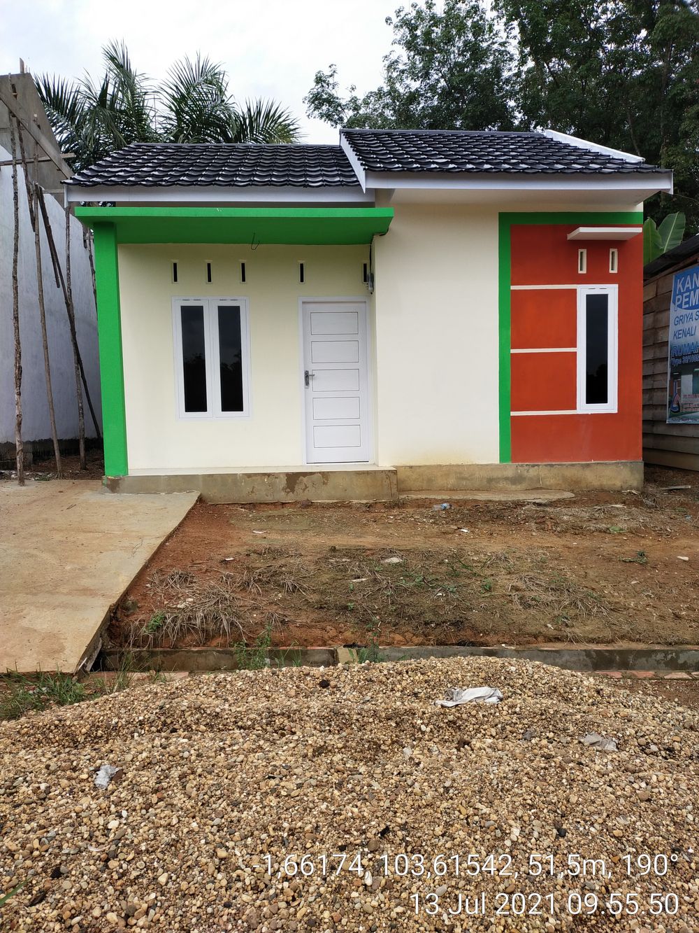 foto tampak rumah tipe 36 perumahan GRIYA SEJAHTERA ANUGRAH KENALI