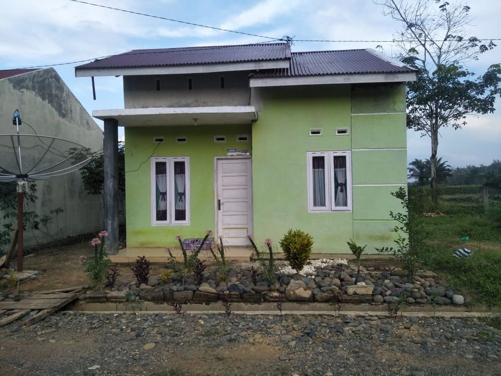 foto tampak rumah tipe 36/126 perumahan RATU INTAN PERMAI