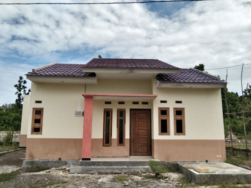 foto tampak rumah tipe 45/120 m2 perumahan CALVARI RESINDANCE