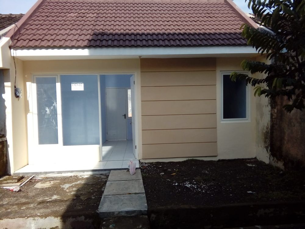 foto tampak rumah tipe 30 perumahan Kebonsari Baru