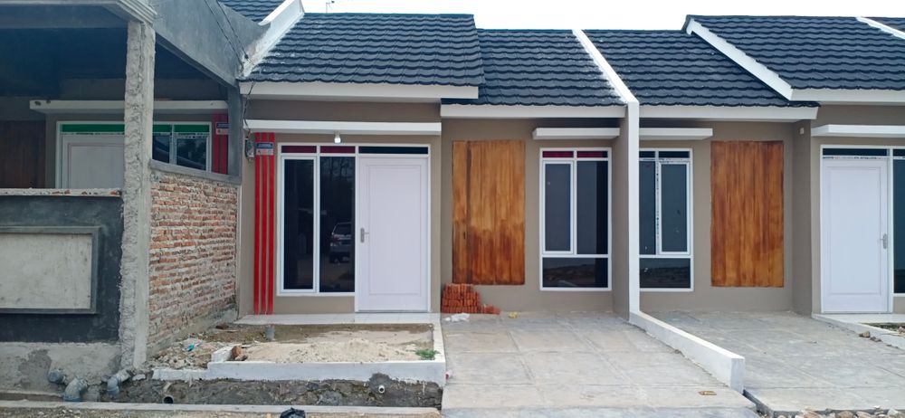 foto tampak rumah tipe 28/60 perumahan Drangong Residence Tahap II