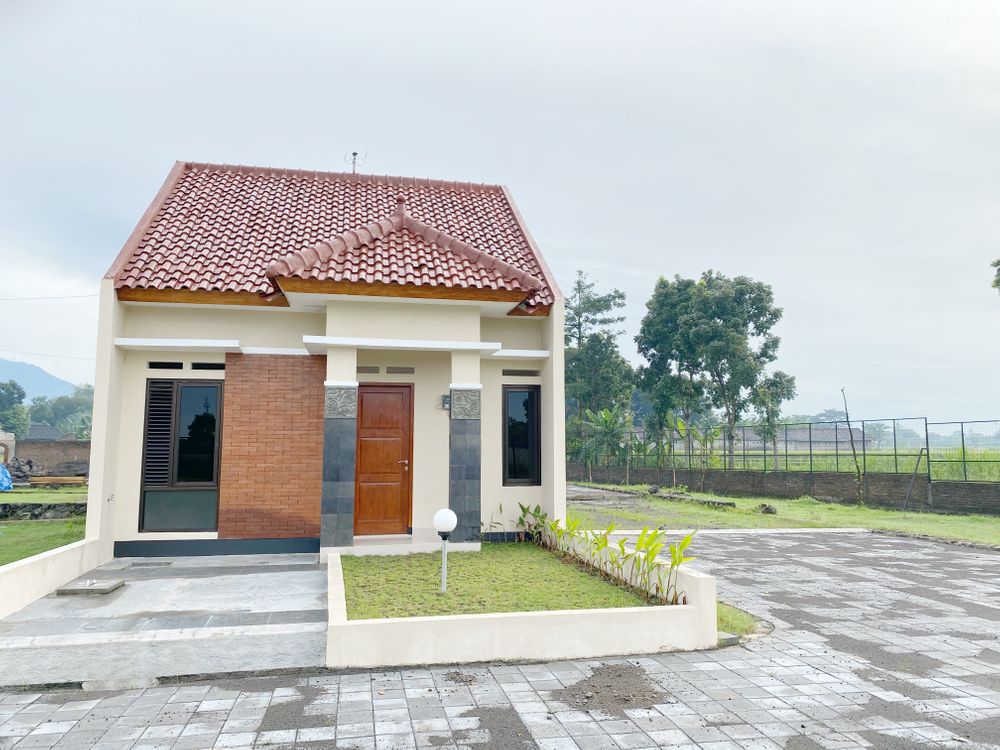 foto tampak rumah tipe C perumahan Ambara Citra