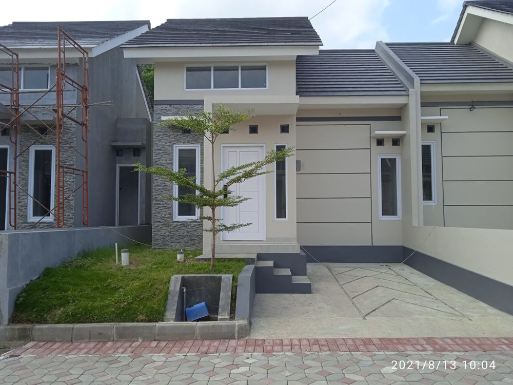 foto tampak rumah tipe 40 perumahan Villa Argomulyo
